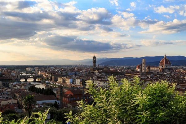 Florença Vista com Arno River — Fotografia de Stock