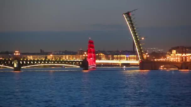 Holiday Scarlet Sails Petersburg Ship Scarlet Sails Sails Drawbridge Night — Vídeo de stock