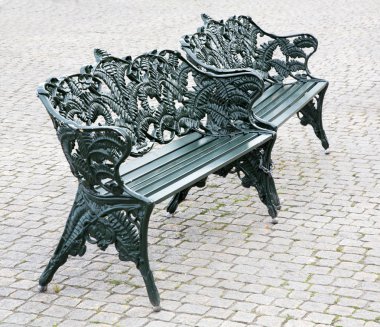 park yeşil çelik tezgah parkta yeşil çelik tezgah