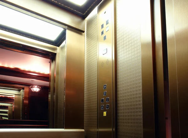 旅客エレベーター キャビン ストック画像