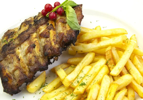 Mangiare carne di manzo e guarnire — Foto Stock