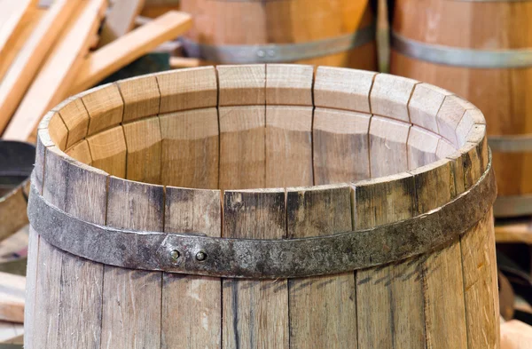 木製の樽工場での製造 — ストック写真