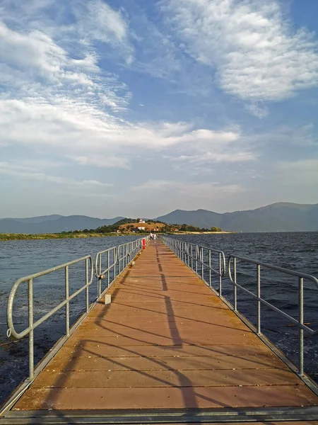 Vista Desde Puente Peatonal Isla Saint Achillios Prespa Grecia — Foto de Stock