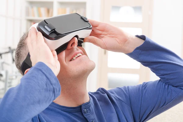 Headset voor virtual reality — Stockfoto