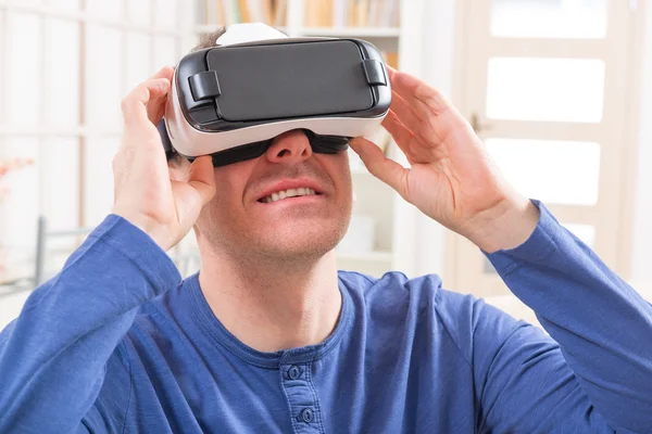 Headset voor virtual reality — Stockfoto