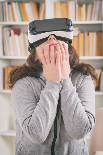 Fone de ouvido de realidade virtual — Fotografia de Stock