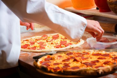 taze İtalyan pizza