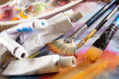 aristic boya ve fırça