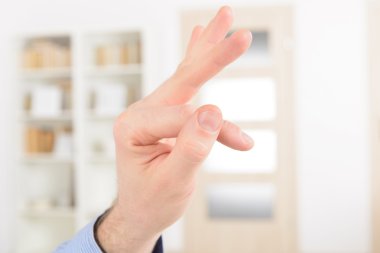 Güven Ahamkara mudra