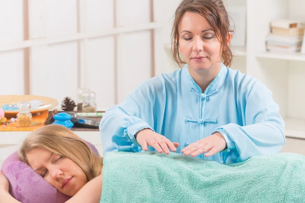 Guarigione reiki professionale — Foto Stock