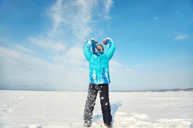 Mutlu kız yürüyüşü