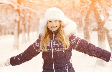 kız kış. açık havada Teen