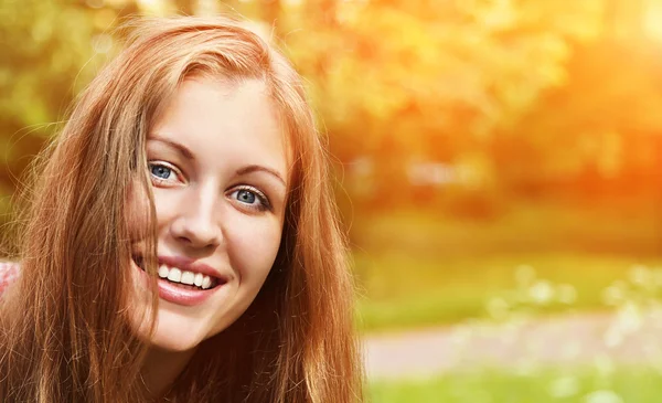 Portrait of a bautiful woman — Stock Photo, Image