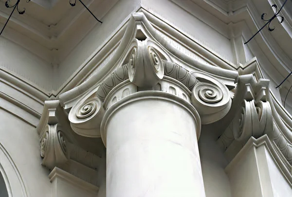 Detail der barocken Säule — Stockfoto