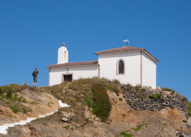 küçük Şapel ve adam