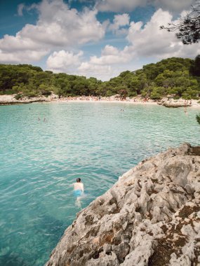 Turqueta plaj Menorca, İspanya.