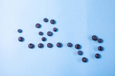 Taze yaban mersininin stüdyo fotoğraf çekimi, en düşük kompozisyon