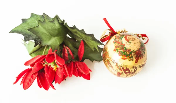 Χριστουγεννιάτικη κάρτα με κόκκινο και χρυσό διακόσμηση — Φωτογραφία Αρχείου