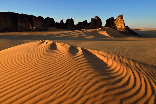 Salida Del Sol Sobre Tehouak Parque Nacional Tassili Ajjer Patrimonio — Foto de Stock