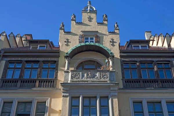 Multistory Baai Balkon Gevel Rijtjeshuis 1897 Richard Wagner Strasse München — Stockfoto