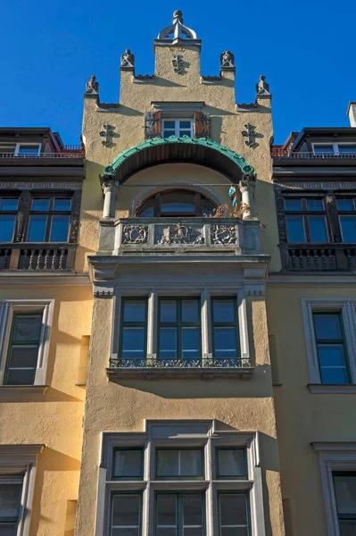Mehrgeschossige Erker Und Giebel Stadthaus 1897 Richard Wagner Straße München — Stockfoto