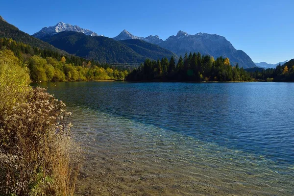 Utsikt Över Isar Reservoar Sylvensteinspeicher Karwendelbergen Bayern Tyskland Europa — Stockfoto