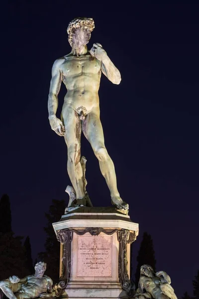 Estátua Bronze Réplica David Michelangelo Noite Piazzale Michelangelo Florença Toscana — Fotografia de Stock