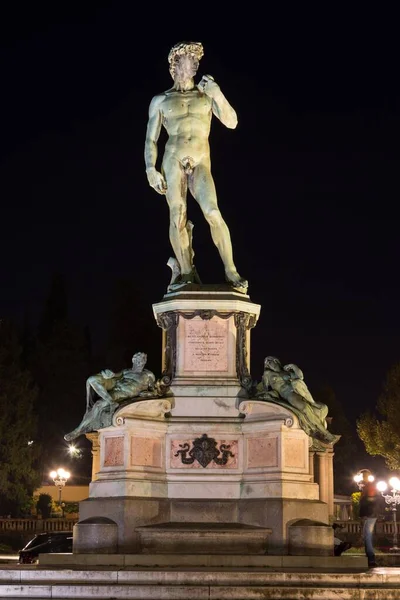 Pomnik Brązu Replika David Michelangelo Wieczorem Piazzale Michelangelo Florencja Toskania — Zdjęcie stockowe