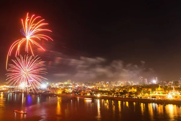Fireworks Tonl Sap Mekong City View Phnom Penh Cambodia Asia — Stock Photo, Image