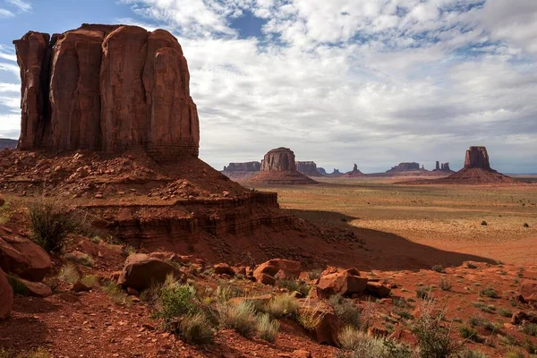 Rock formations, left Elephant Butte, Merrick Butte behind, Sentinel Mesa, Stagecoach, East Mitten Butte, evening light, Monument Valley Navajo Tribal Park, Arizona, USA, North America