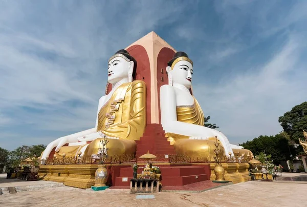 Čtyřsedící Buddhova Svatyně Kyaikpun Pagoda Bagu Barmě Myanmaru Asii — Stock fotografie