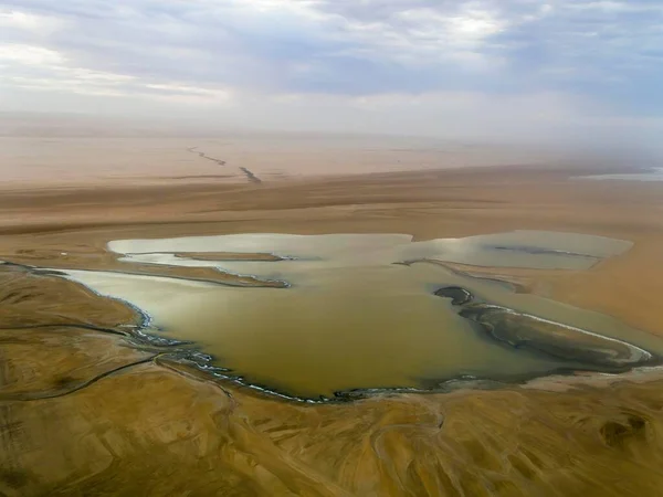 Luftaufnahme Niedrige Küstendünen Mit Salzsee Bei Walvisbucht Namib Namibia Afrika — Stockfoto