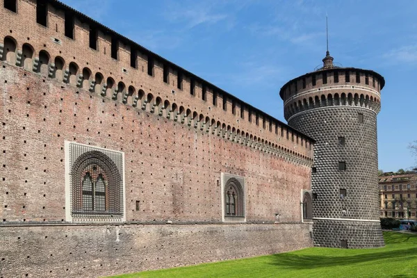 Försvarstorn Och Ytterväggar Sforza Slott Piazza Castello Milano Italien Europa — Stockfoto