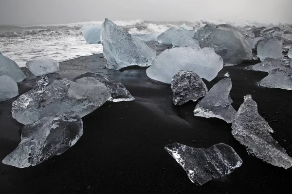 Jkulsarlon Zlanda Avrupa Yakınlarındaki Lav Plajında Yüzen Buz Parçaları — Stok fotoğraf