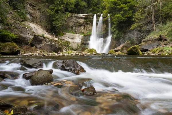 Водоспад Тефені Аппенцеллі Швейцарія — стокове фото