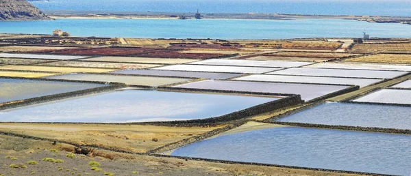 海塩生産 サリナス ジャヌビオ ランサローテ カナリア諸島 スペイン ヨーロッパ — ストック写真