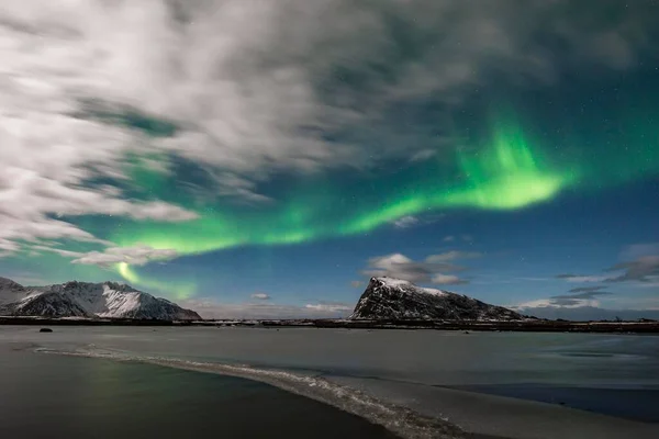 Luces Boreales Aurora Boreal Gimsy Lofoten Noruega Europa —  Fotos de Stock