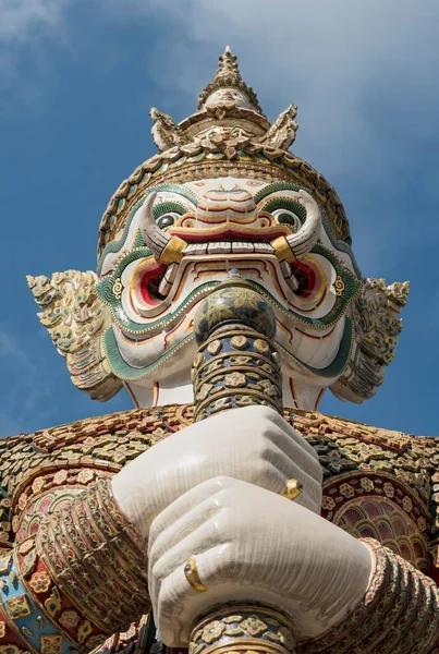 Pomnik Olbrzymiego Demona Yaksha Strzegącego Bram Grand Palace Bangkok Tajlandia — Zdjęcie stockowe