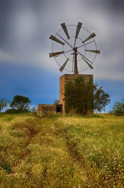Stary Młyn Młyn Wodny Wiatrak Turbina Wiatrowa Campos Majorka Hiszpania — Zdjęcie stockowe
