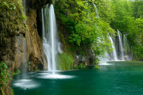 プリトヴィツェ湖国立公園 イエゼラ センジ郡 クロアチア ヨーロッパ — ストック写真