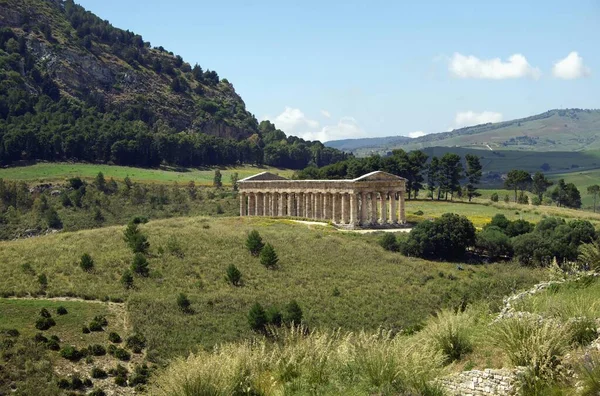 Ancient Temple Segesta Landscape Segesta Province Trapani Sicily Italy Europe — Stock Photo, Image