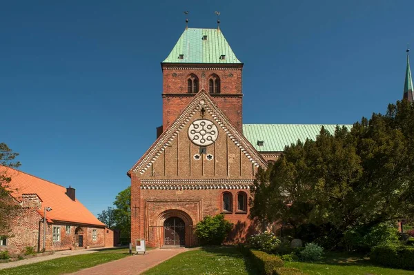 Ratzeburg Katedrali Yüzyıldan Kalma Romanesk Tuğla Mimarisi Ratzeburg Holstein Almanya — Stok fotoğraf