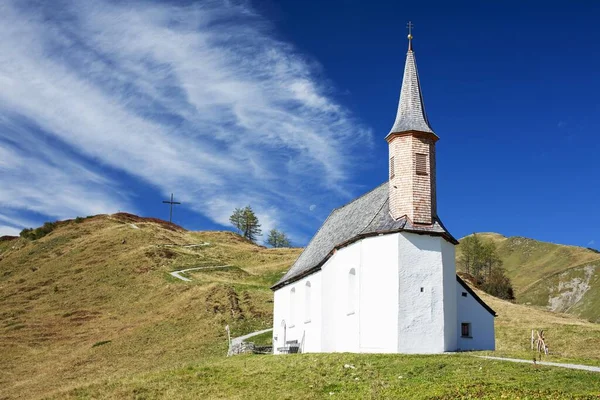 奥地利福拉尔贝格Hochtannberg Pass Simmel的St Jakob教堂 — 图库照片