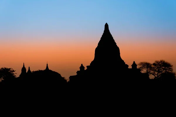 Pagodes Achtergrondverlichting Silhouet Tempel Stupa Zonsopgang Ochtendsfeer Bagan Divisie Mandalay — Stockfoto