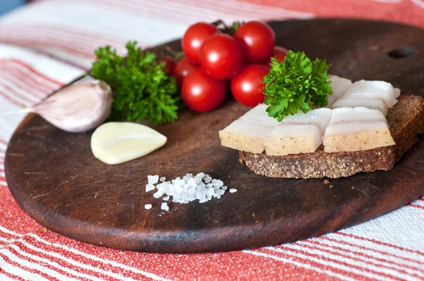 Sanduíche com banha salgada — Fotografia de Stock