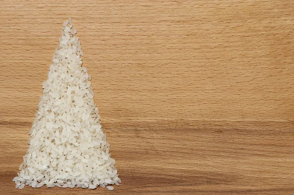 Ahşap arka planda noel ağacı