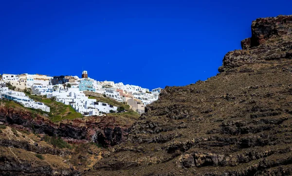 산토리니 Santorini 공식적으로는 Thira 그리스의 Thera 그리스 본토에서 남동쪽으로 200Km — 스톡 사진