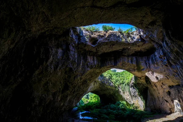 Devetshka Barlang Egy Nagy Karsztbarlang Letnitsa Tól Keletre Lovech Től Jogdíjmentes Stock Fotók