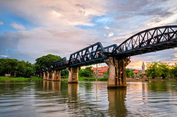 カンチャナブリ (タイ)、クワイ川の橋 — ストック写真