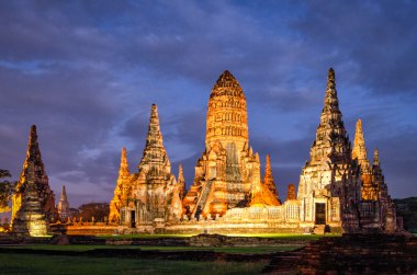 Ayutthaya (Tayland) Wat Chaiwatthanaram Tapınağı (eski kalıntılar)